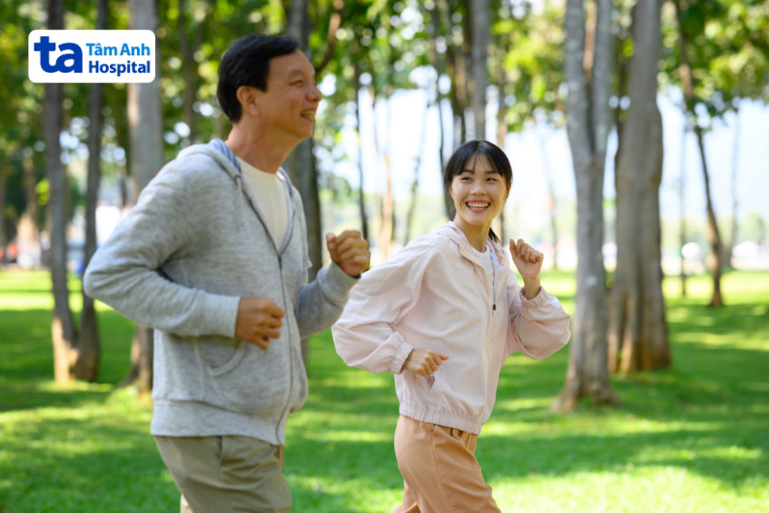 Người có huyết áp không ổn định nên tập luyện thể dục đều đặn với cường độ vừa phải