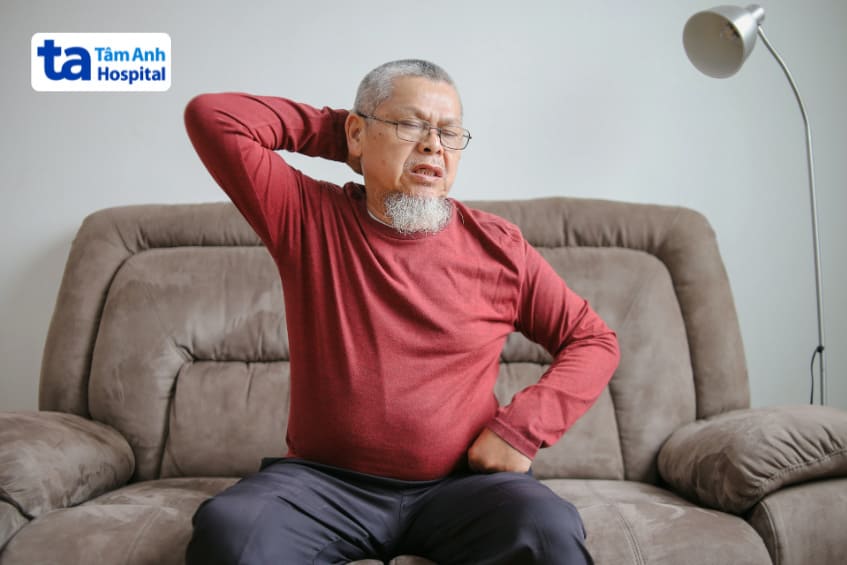 nguyên nhân gây bệnh là do yếu tố cơ học hoặc bệnh lý