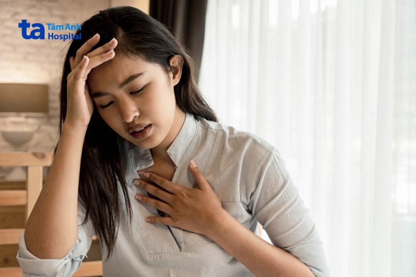 Rối loạn thần kinh tim làm người bệnh khó thở