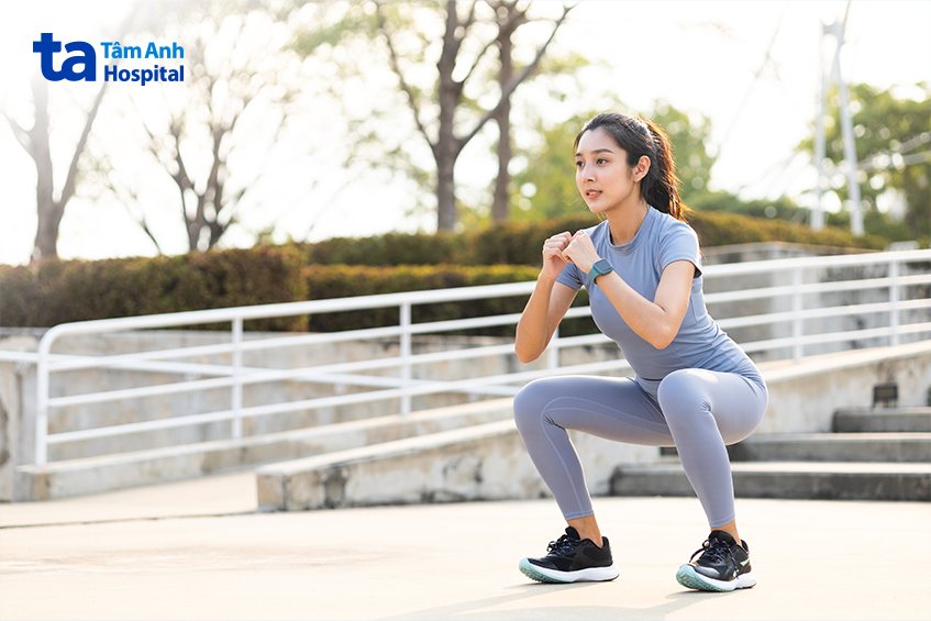 squat tiêu mỡ toàn thân hiệu quả