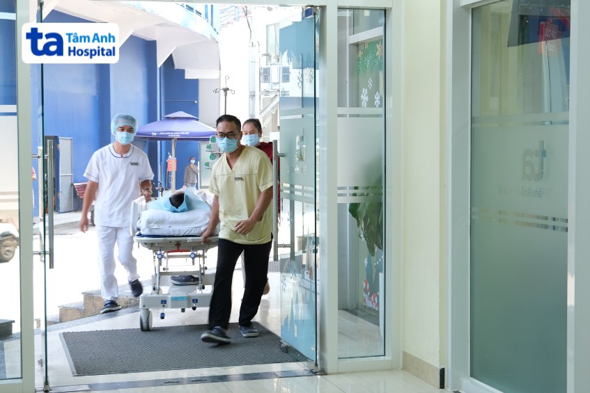 tai biến nhẹ cần cấp cứu và điều trị