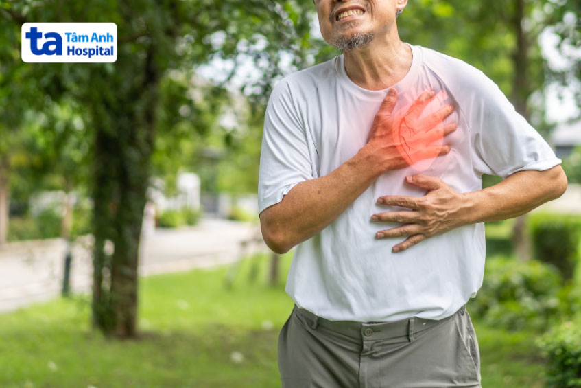 thực hiện cho bệnh nhân gặp vấn đề tim mạch