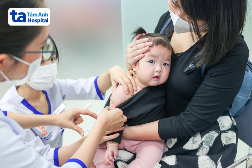 tiêm phế cầu cho trẻ theo lịch tại vnvc