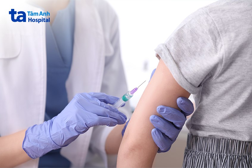 tiêm vắc xin ngừa sửa