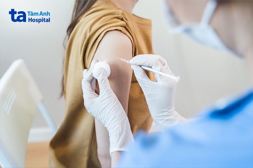 tiêm vắc xin phòng phế cầu khuẩn