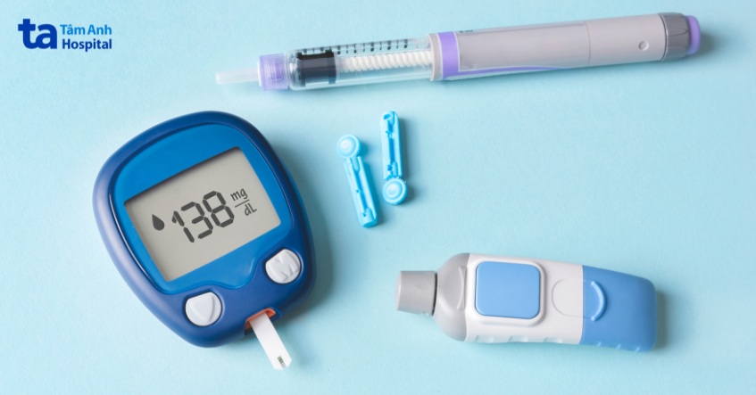 tiểu rắt ở nữ hoặc nam giới có thể là dấu hiệu của bệnh tiểu đường type 1 hoặc 2