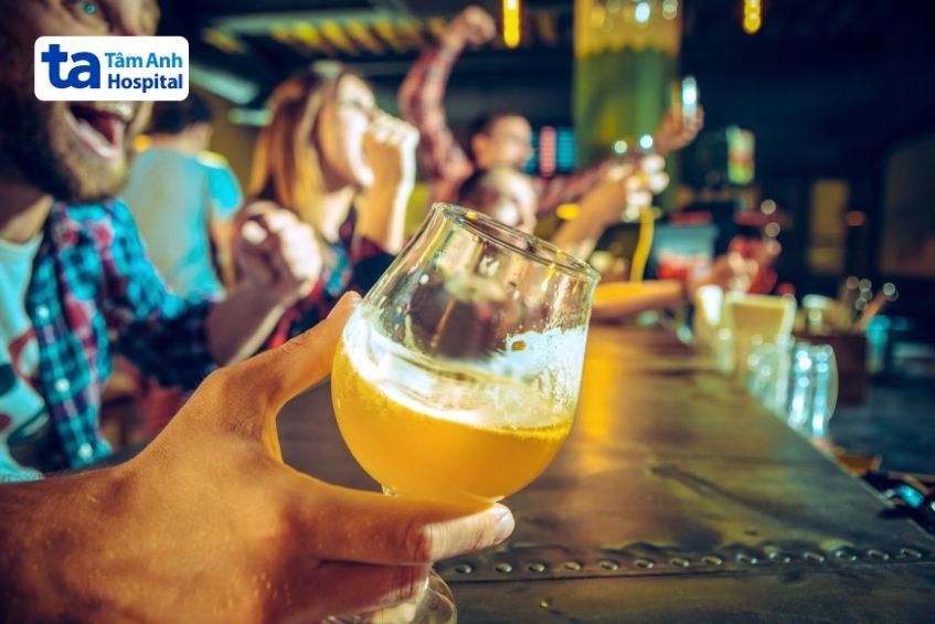 ượu bia quá mức cũng là yếu tố gây ảnh hưởng