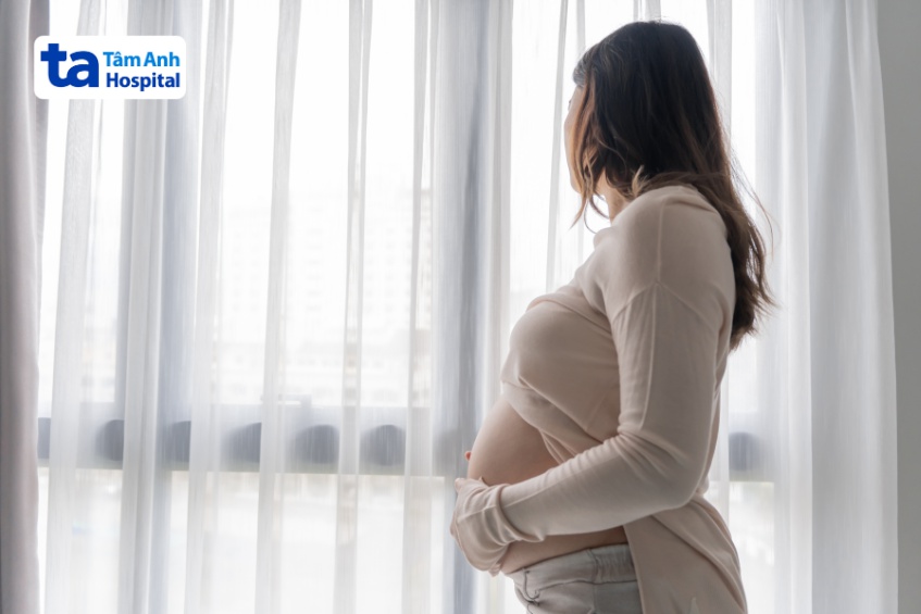 bà bầu bị zona thần kinh có sao không