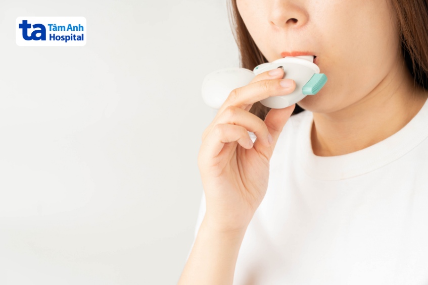 bác sĩ có thể chỉ định người bệnh dùng xịt hen phế quản
