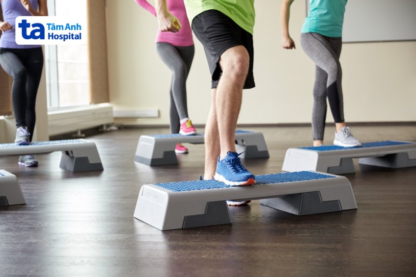 bài tập step up phục hồi chức năng