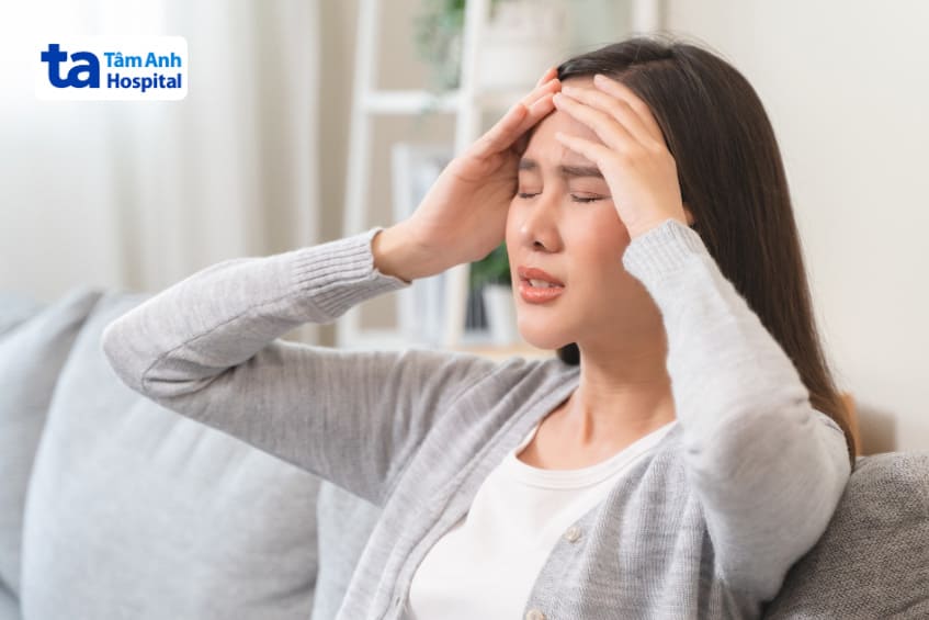 bệnh gây đau đầu, trí nhớ kém, dễ cáu gắt