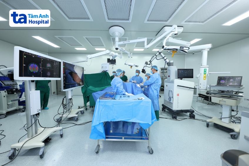 bệnh viện tâm anh phòng phẫu thuật thần kinh cột sống hiện đại