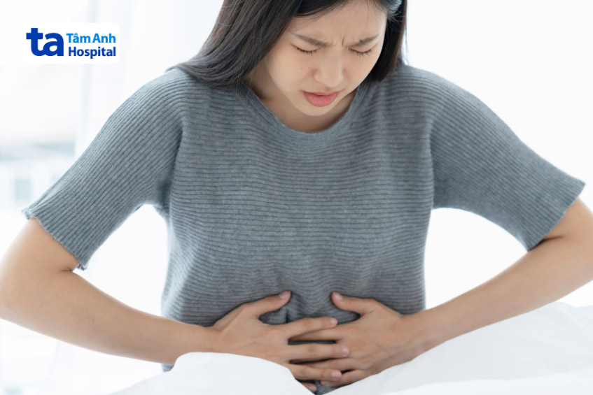 Phụ nữ thường bị căng tức phần bụng dưới trong ngày rụng trứng