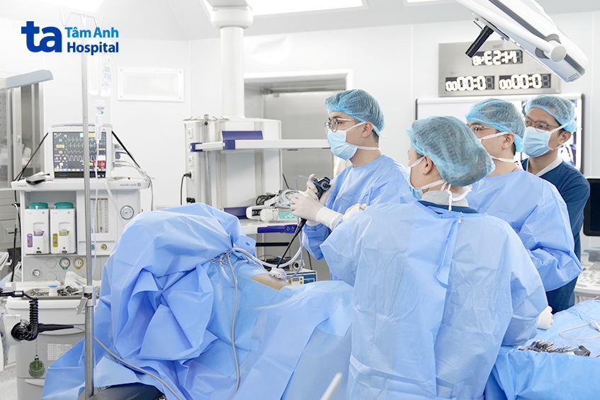 chỉ định phẫu thuật dành cho trường hợp bệnh phức tạp