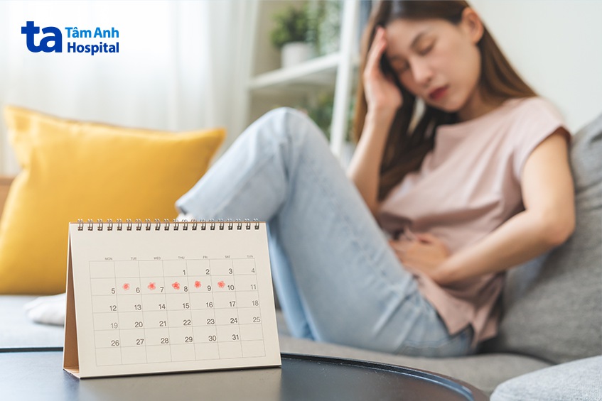 chu kỳ kinh nguyệt sau sinh có thể không đều