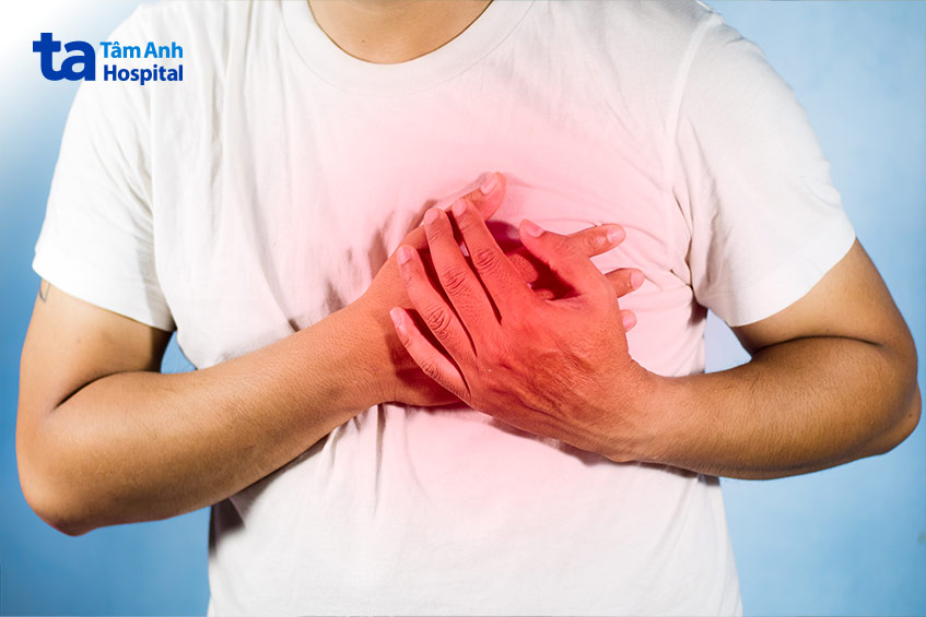 Đau ngực là triệu chứng phổ biến khi bị dò động mạch vành