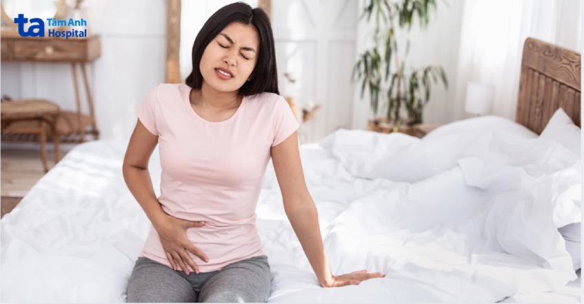 đau vùng chậu có thể là triệu chứng của bệnh thận mạ