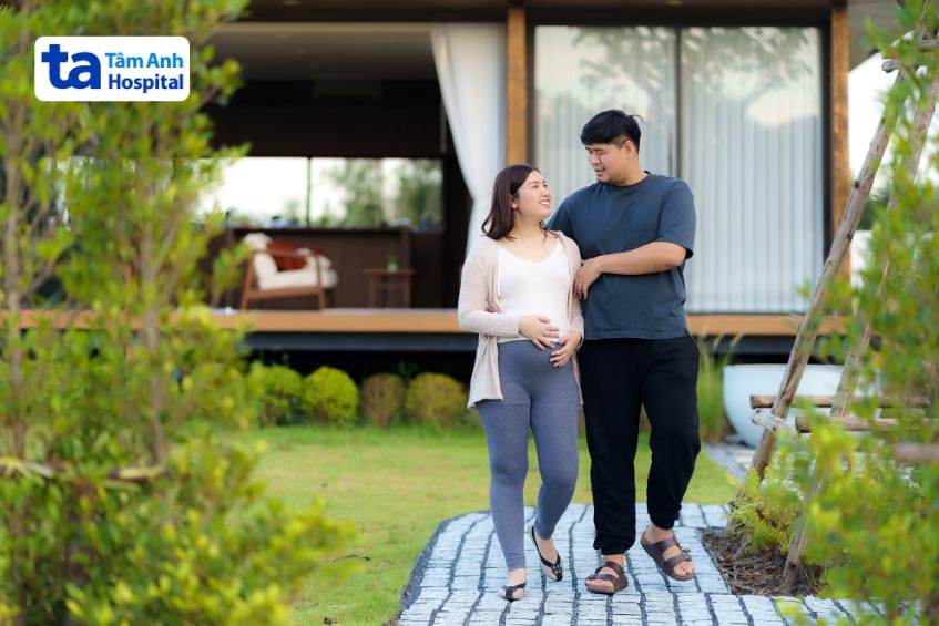 đi bộ giúp thai phụ tăng cường sức khỏe