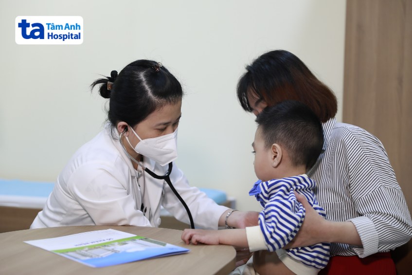 địa chỉ thăm khám tay chân miệng uy tín, tiêu chuẩn quốc tế