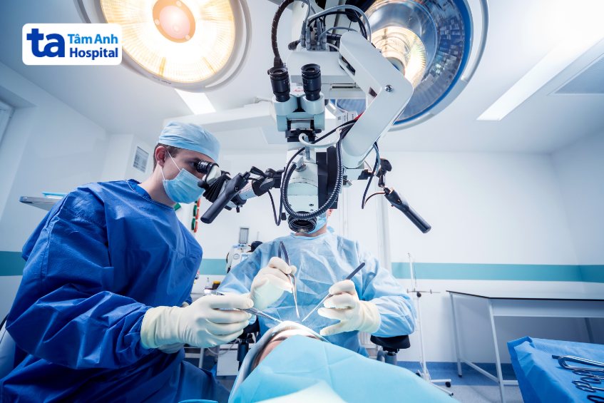 điều trị loại bỏ khối u nguyên bào tủy