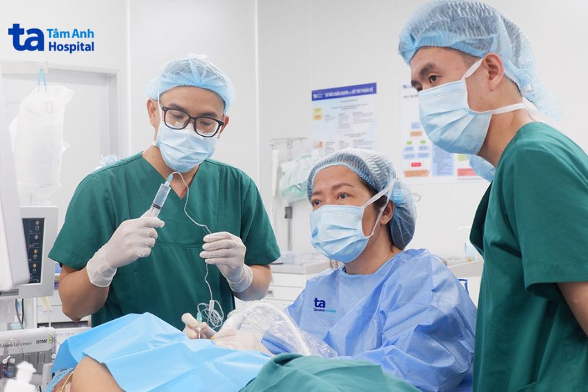 Bệnh nhân thay van tim được gây tê mặt phẳng cơ dựng sống (ESP) giúp giảm đau sau mổ, nhanh hồi phục