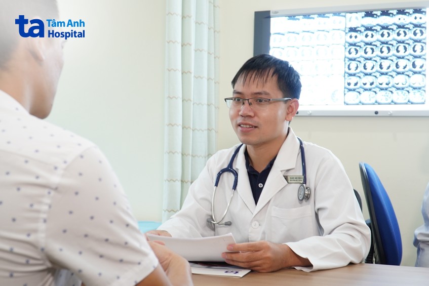 giải đáp thắc mắc tràn dịch màng phổi có tự hết không