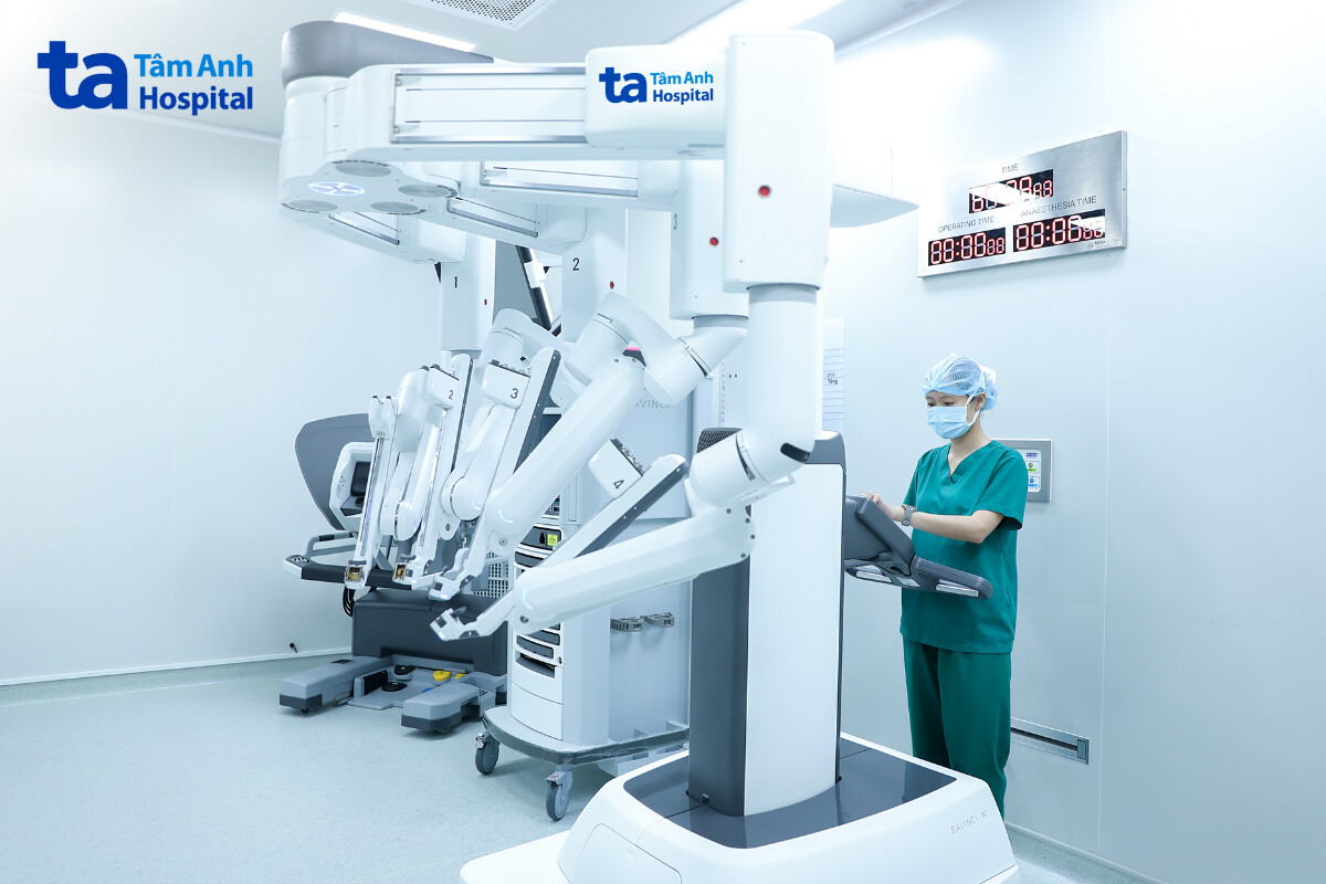 hệ thống 4 cánh tay robot được thiết kế linh hoạt