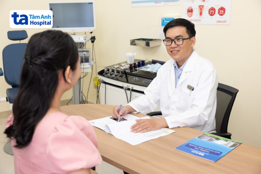 khám u nang dây thanh quản