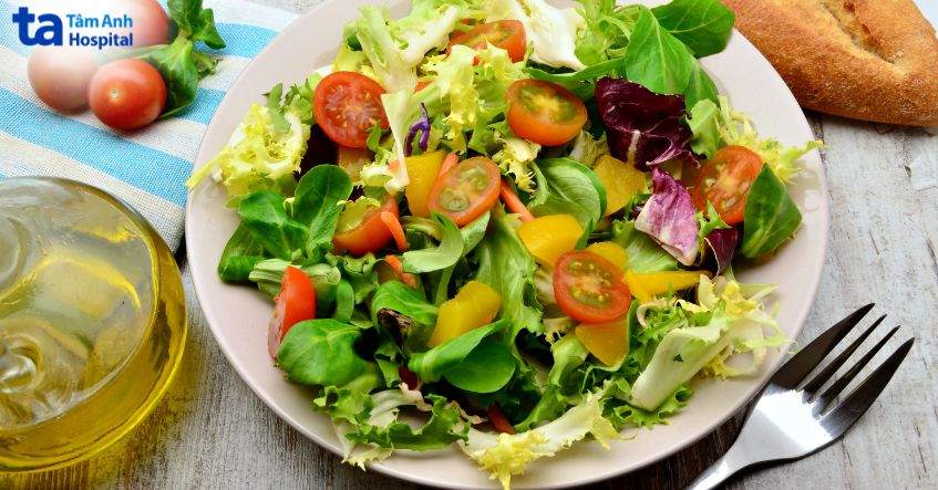 không bỏ bữa sáng và ăn ít bữa tối