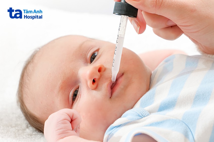 không tự ý dùng thuốc cầm tiêu chảy hoặc kháng sinh