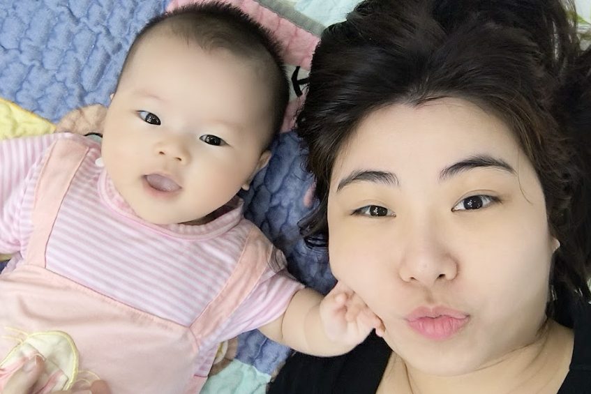 mẹ và bé tưởng hạ ngân