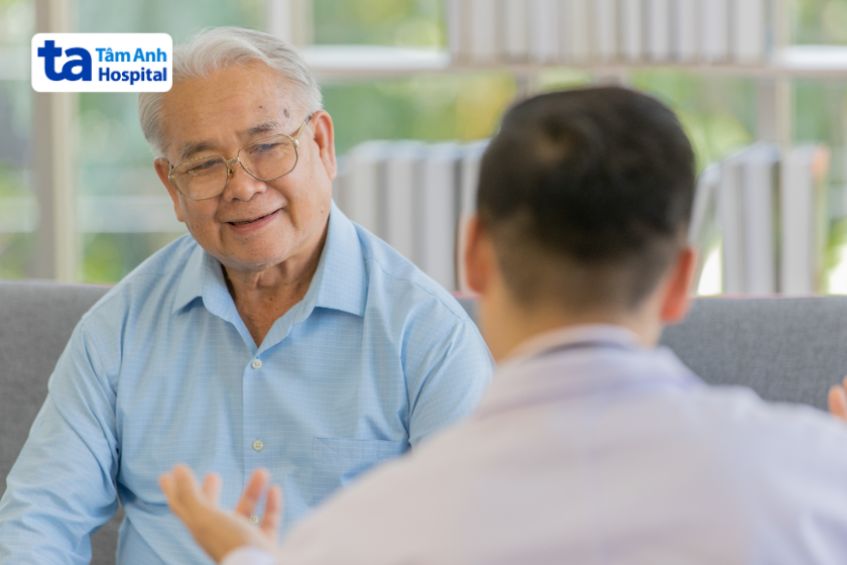 Những người tuổi trung niên có nồng độ cholesterol toàn phần cao có nhiều khả năng mắc bệnh Alzheimer hơn.
