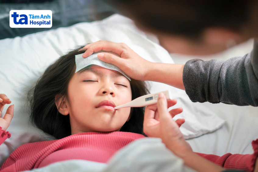 phản ứng sau tiêm vắc xin phế cầu