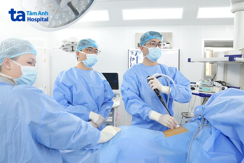 phẫu thuật nội soi tràn dịch màng phổi công nghệ cao