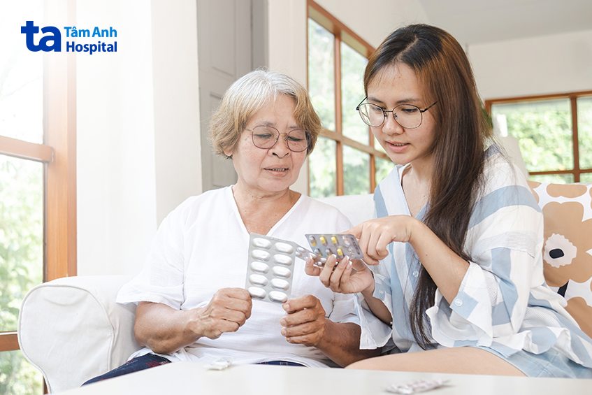 quan tâm chăm sóc người bệnh tràn dịch màng phổi