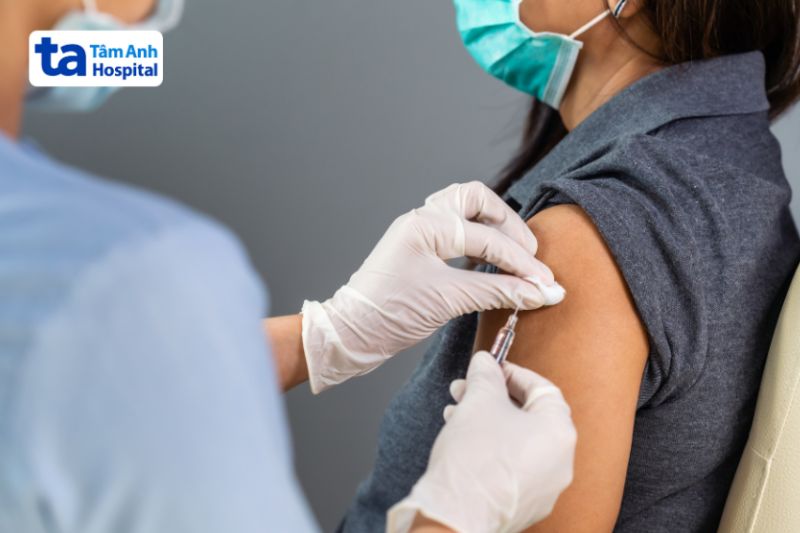 tiêm ngừa vaccine phòng bệnh sốt ban đỏ
