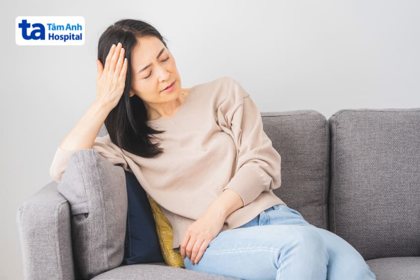 tâm trạng lo lắng bất an có thể gây mất ngủ