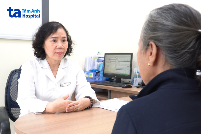 Thăm khám khi thấy cơn đau khớp gối không thuyên giảm