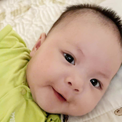 Bài chia sẻ số 103: Cảm ơn con đã đến với ba mẹ như một điều kỳ diệu