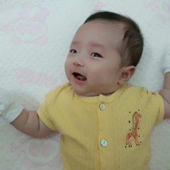 Bài chia sẻ số 221: Con là động lực, là ánh sáng để ba chiến đấu với bệnh hiểm nghèo