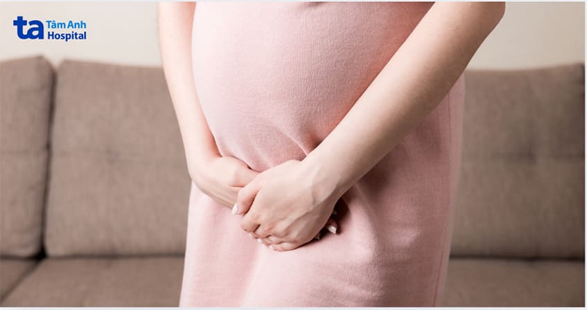 tiểu khó hoặc không đi tiểu hết hoàn toàn là triệu chứng