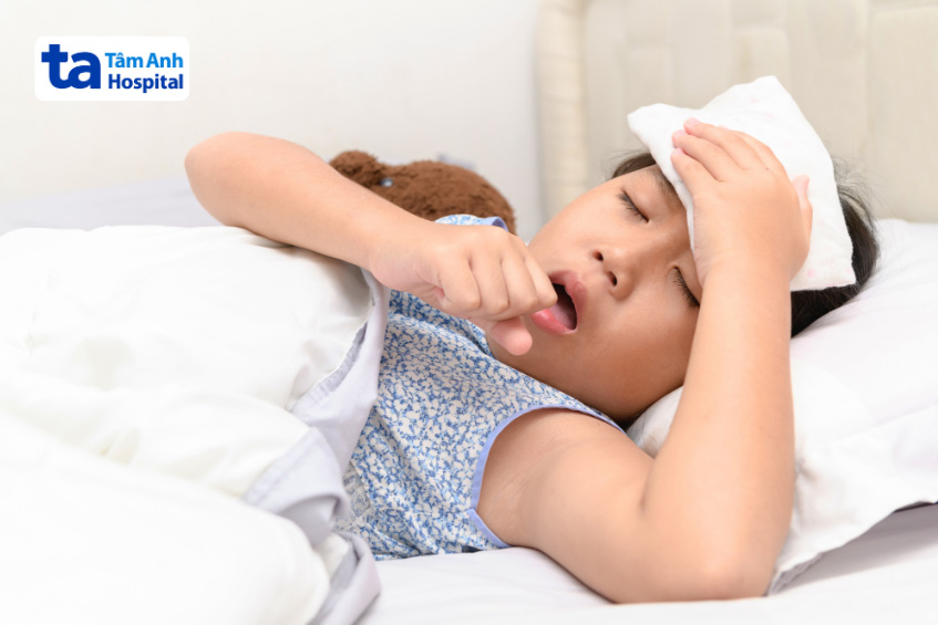 trẻ bị ho có tiêm phế cầu được không