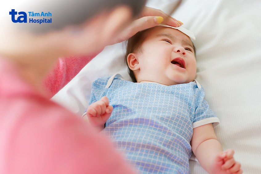 trẻ sơ sinh 37 5 độ có phải sốt không phụ thuộc vào thời điểm