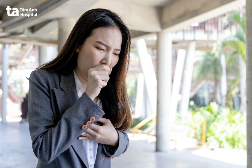 triệu chứng viêm kết mạc do virus cảm lạnh