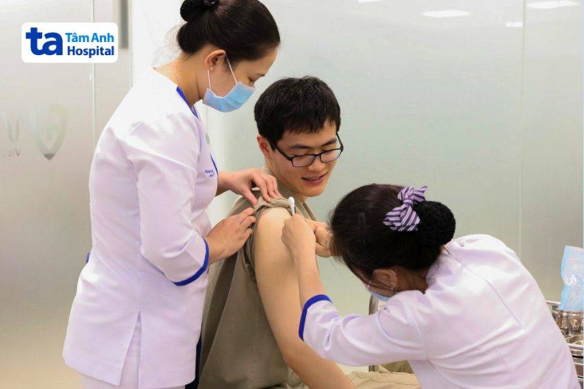 vắc xin phế cầu tiêm 1 mũi có được không