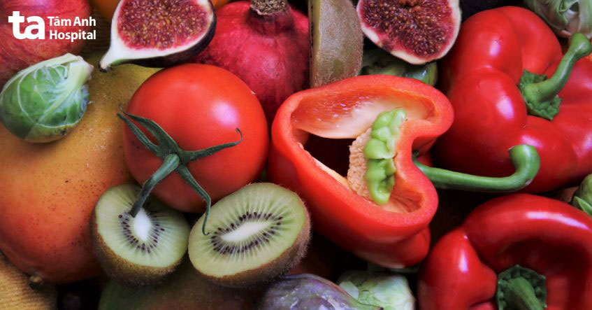 bổ sung vitamin và uống đủ nước