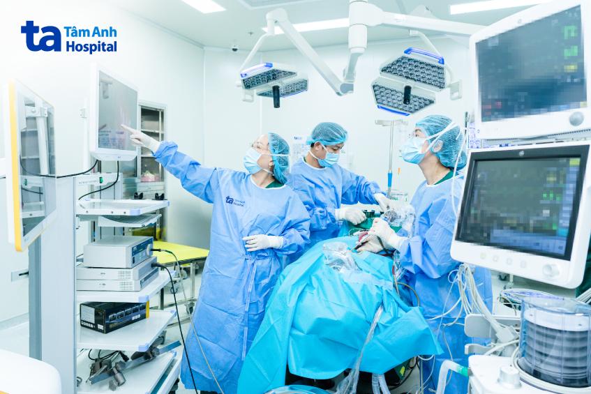 ca bệnh dùng AI lấy khối u