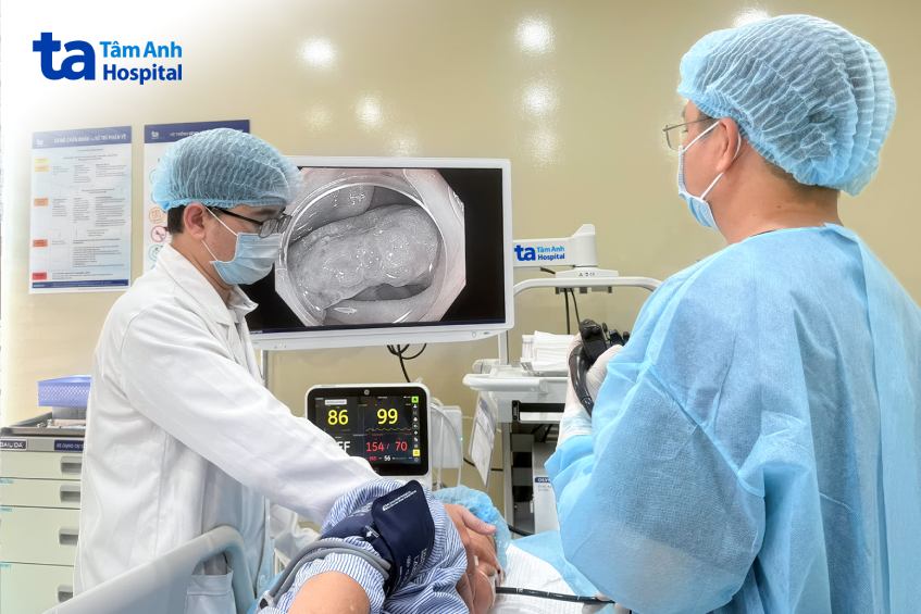 ca bệnh polyp 8cm ở ruột non