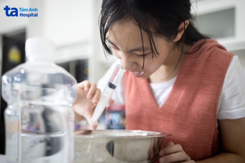 cách rửa xoang mũi