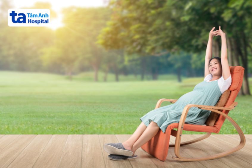 Mẹ bầu bị rau tiền đạo trung tâm cần nghỉ ngơi nhiều, tránh vận động mạnh